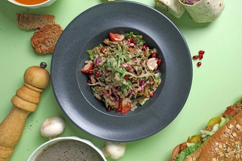 Vegan mushroom shawarma pita with fresh vegetables